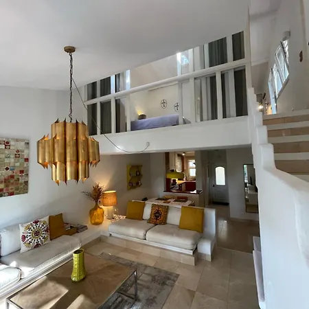 Private In Quinta Da Marinha With Golf View! 빌라